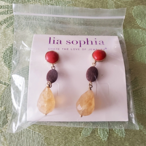 Lia Sophia Jewelry - 👀50% OFF‼️NIP ❤ Lia Sophia dangle post earrings
